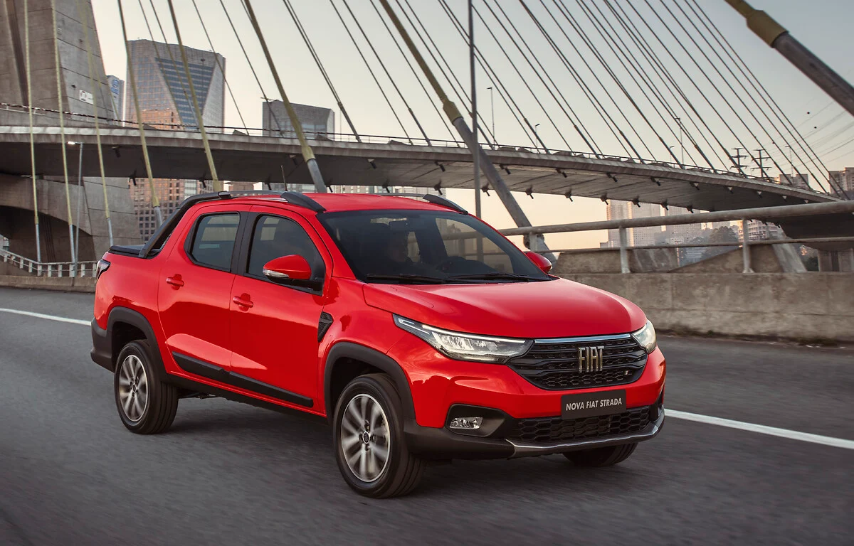 Fiat Strada continua na liderança do mercado nacional