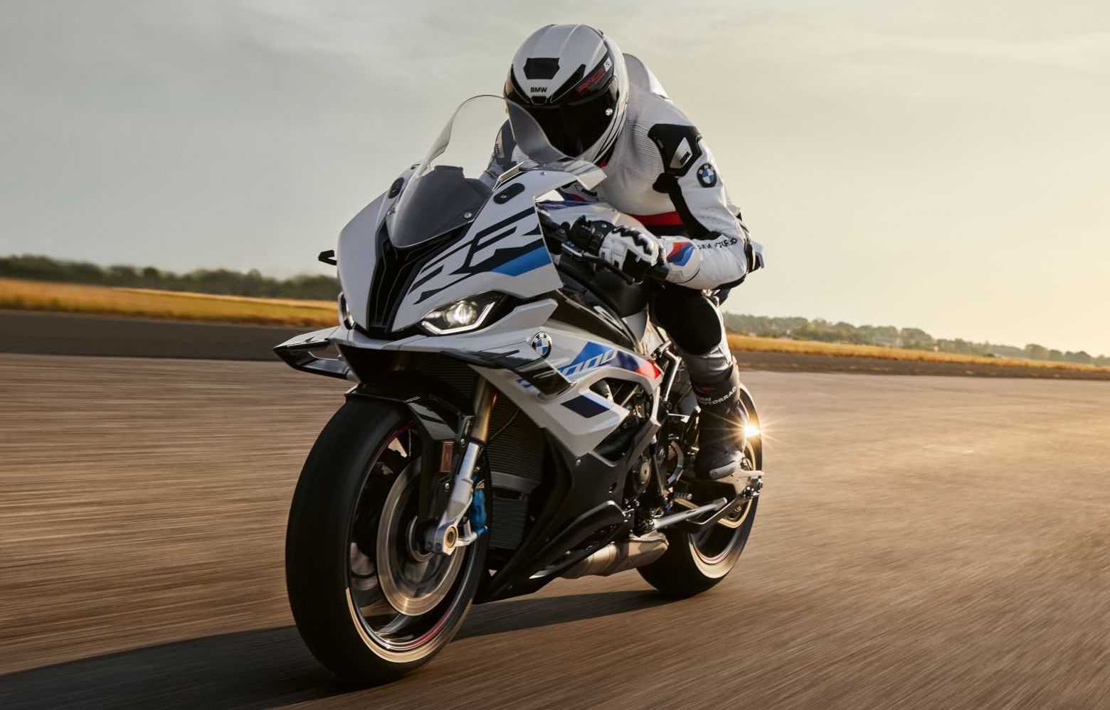 Com 210 cavalos, a superesportiva BMW S 1000 RR já está á venda