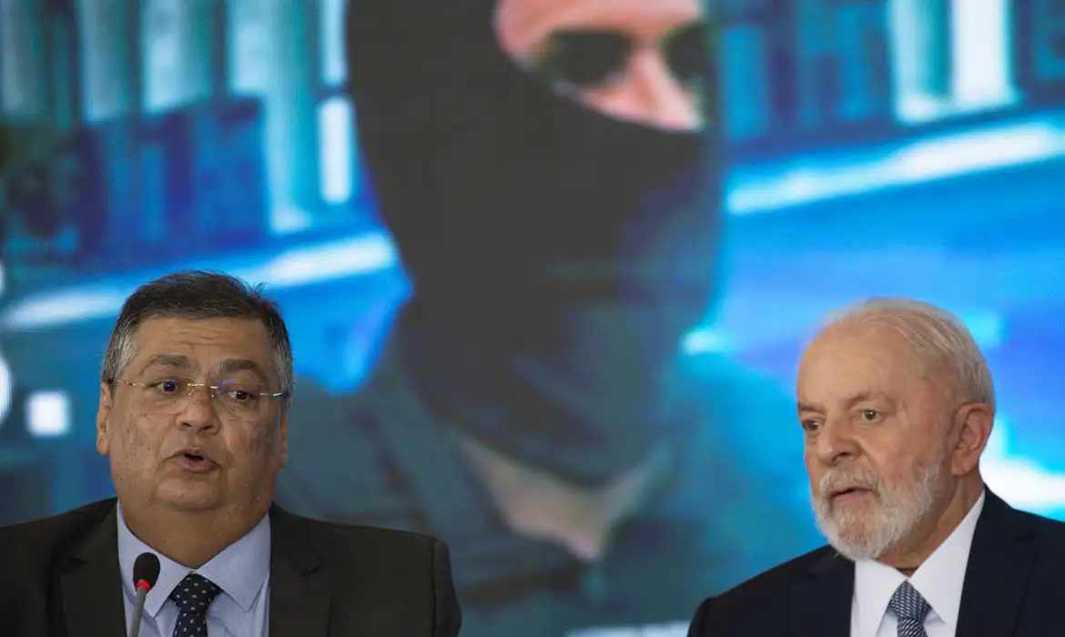 Lula e Dino