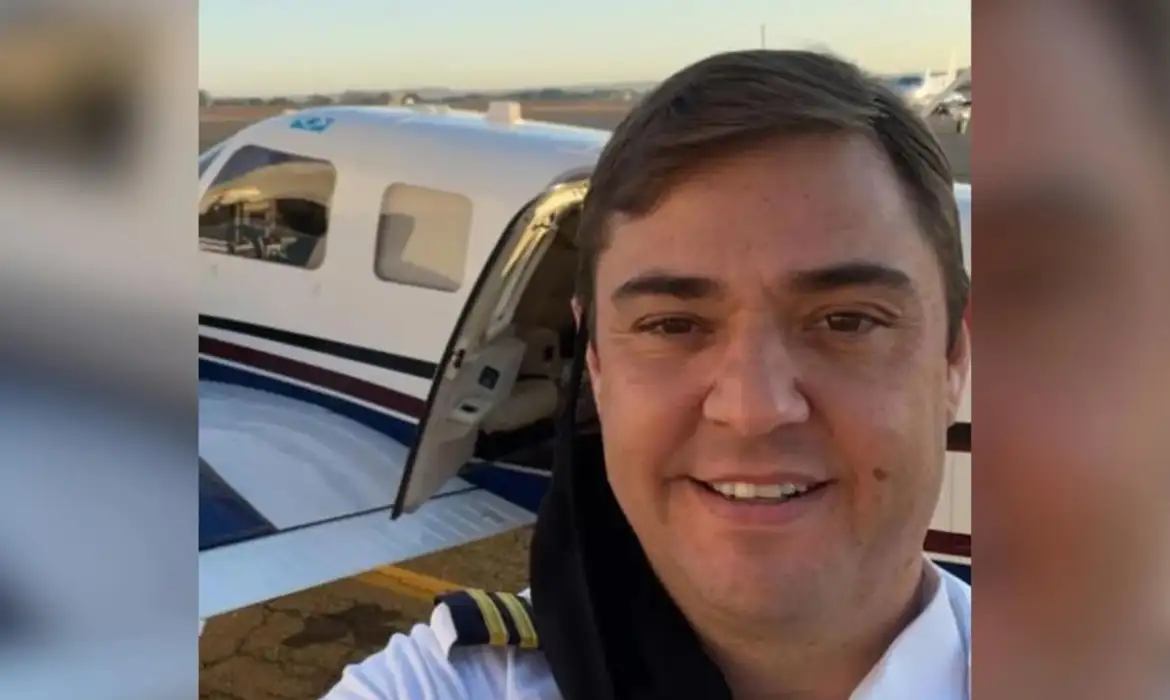 Avião