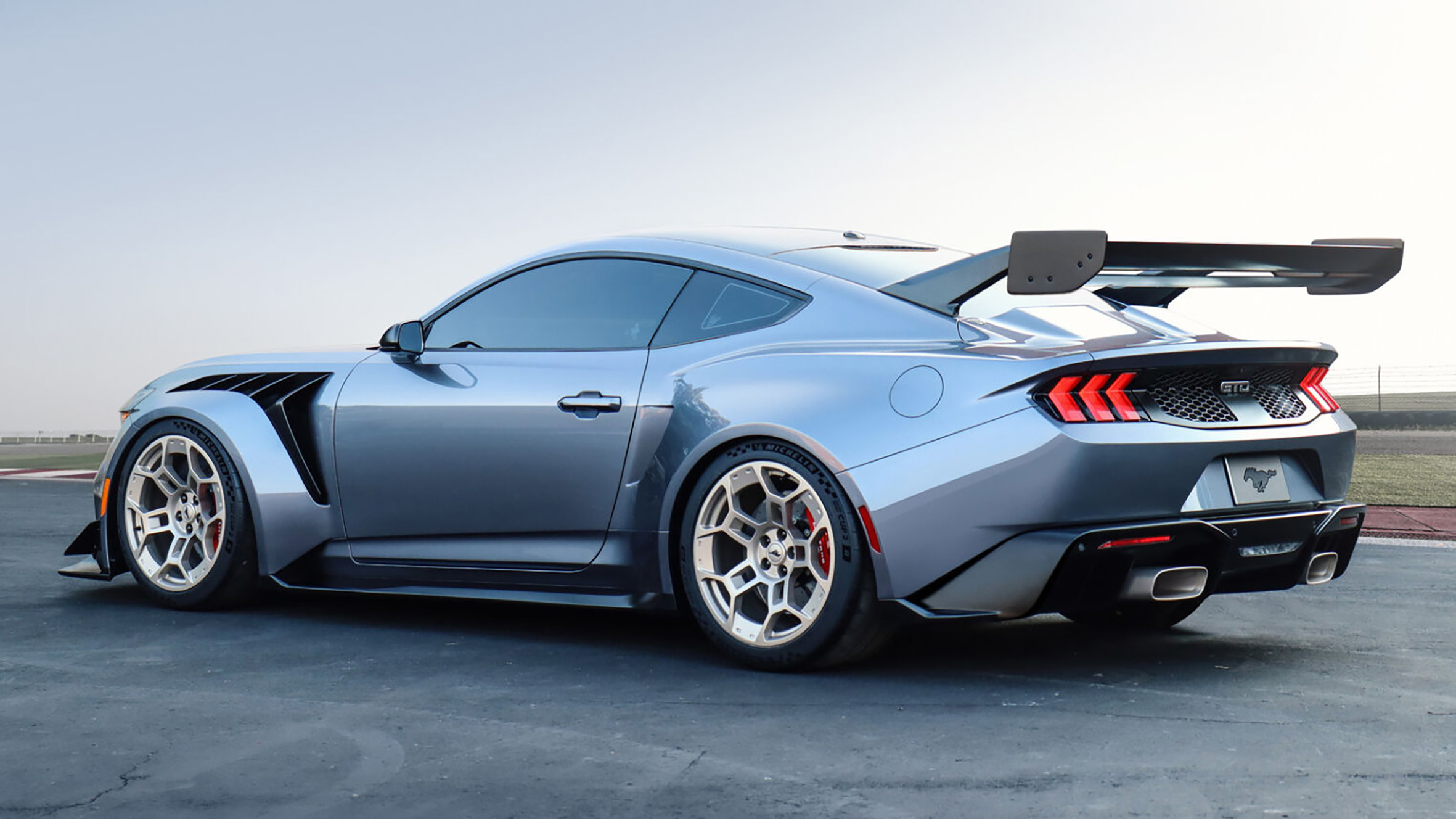 Mustang GTD 4