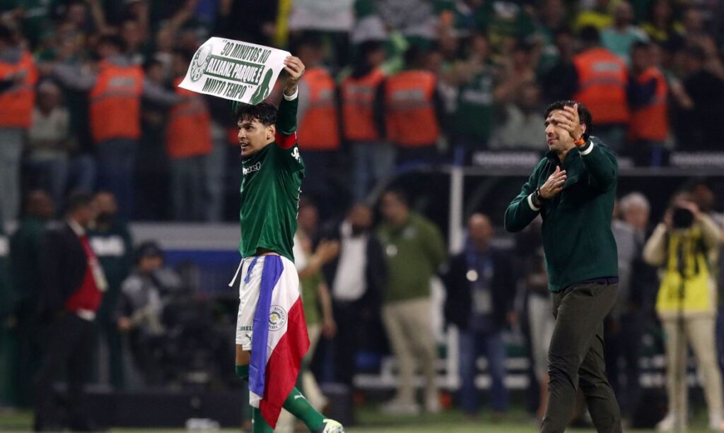 Palmeiras goleia LDU e enfrenta Flamengo na final da Libertadores