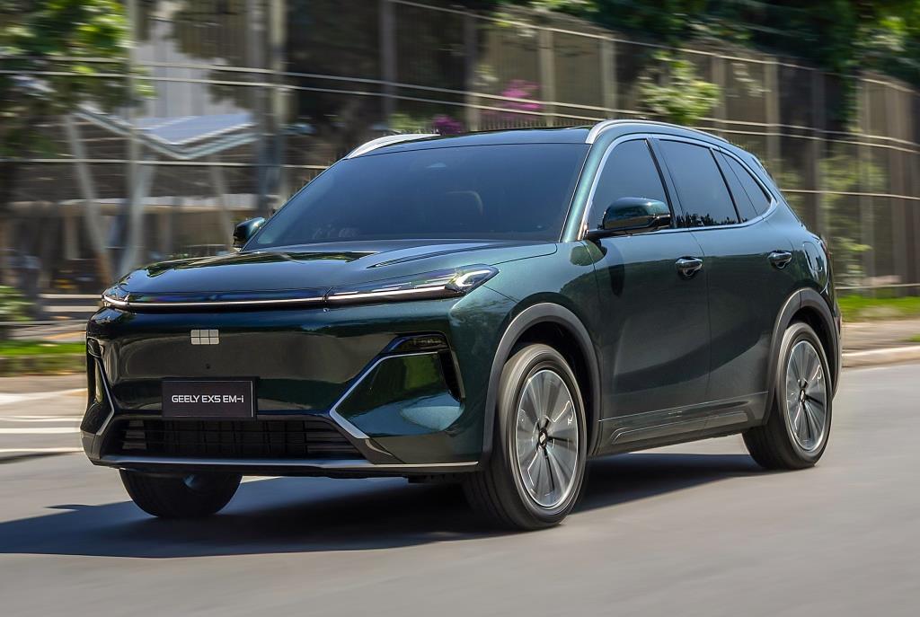 Novo Geely EX5 EM-i plug-in pode alcançar 1.300 quilômetros