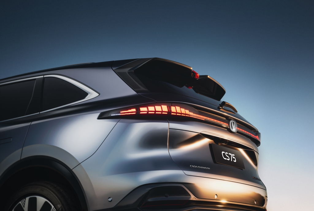 Com preço competitivo o Caoa Changan CS 75 chega ao Brasil