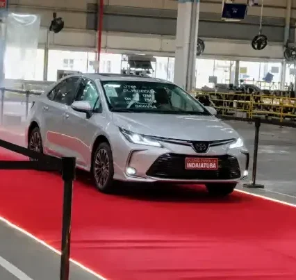 Toyota encerrou a fabricação do sedã Corolla no Brasil