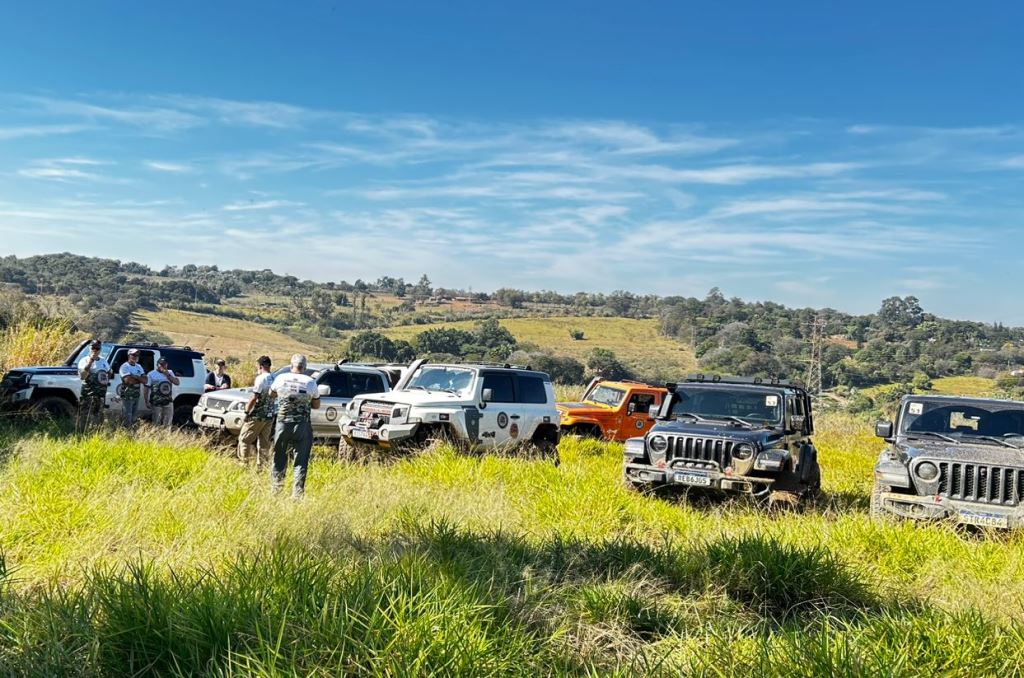 Passeio transforma trilha 4×4 em experiência inclusiva para pessoas com deficiência