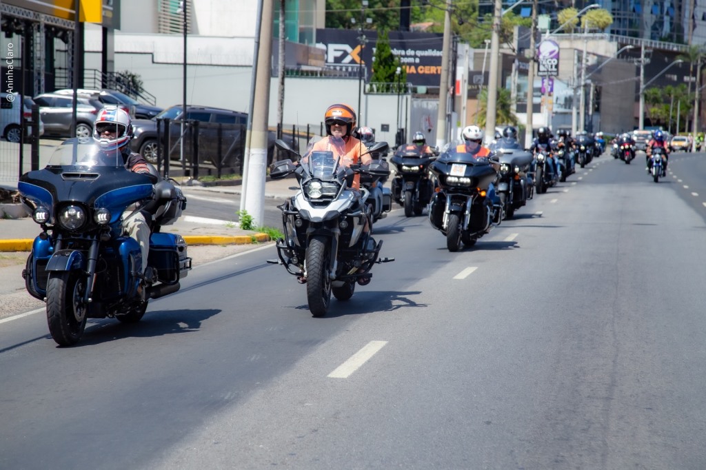 Acelerando para a Vida reúne  motociclistas com música, passeio e solidariedade