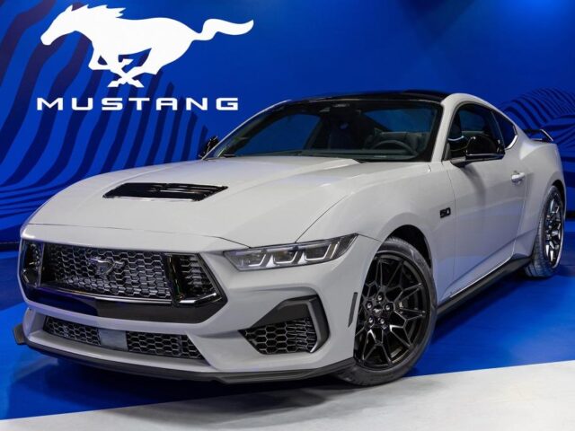De uma vez só, Ford lança novas versões do Mustang e da F-150