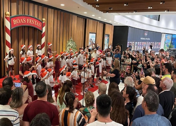Iguatemi abre espaço para corais da região integrarem programação de Natal